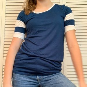 ⚠️MUST GO⚠️Soft thin T-shirt